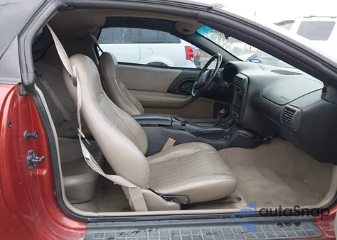 2002 Chevrolet Camaro Z28 z USA, uszkodzony, nr VIN 2G1FP22G522115649